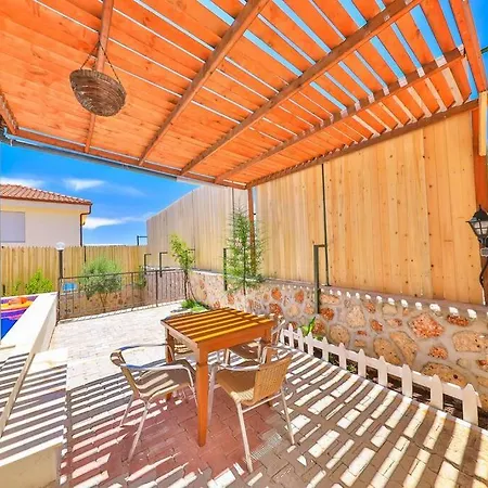Comfy Ipek With Pool Villa Kaş
