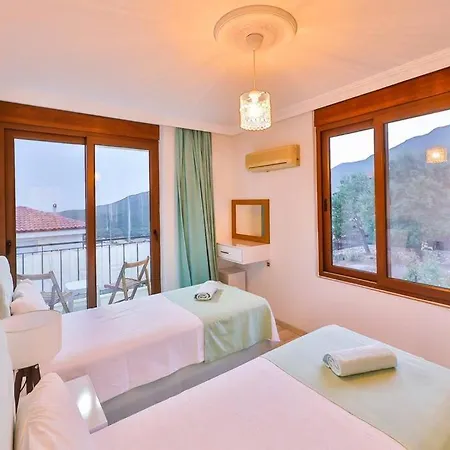 Comfy Ipek With Pool Kaş