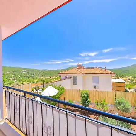 Villa Comfy Ipek With Pool